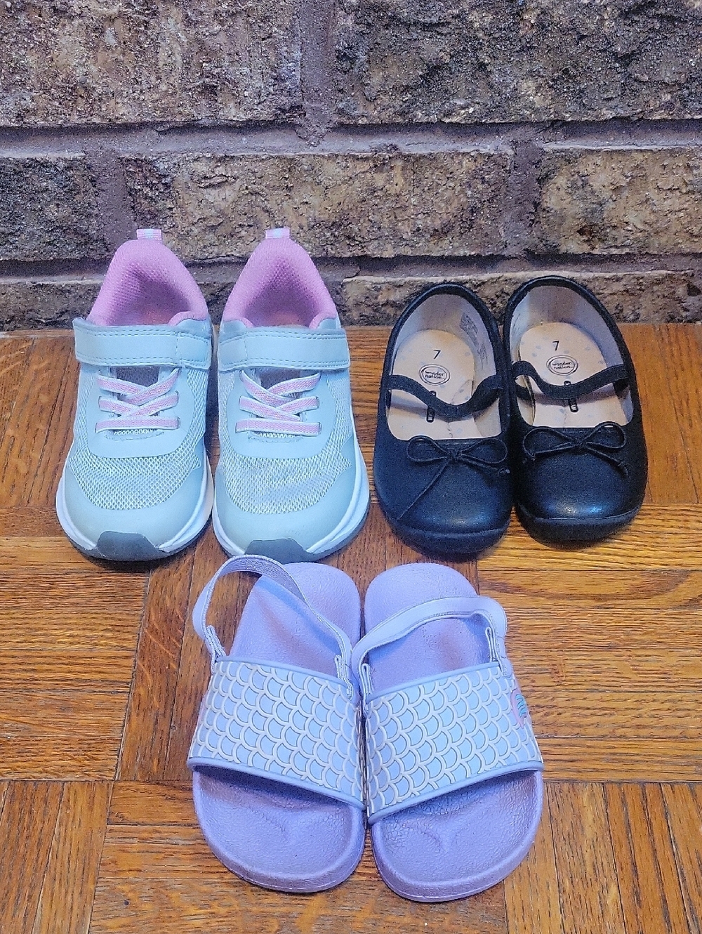 Girls 3 pair Lot of Size 7 Sandals and Athletic Shoes